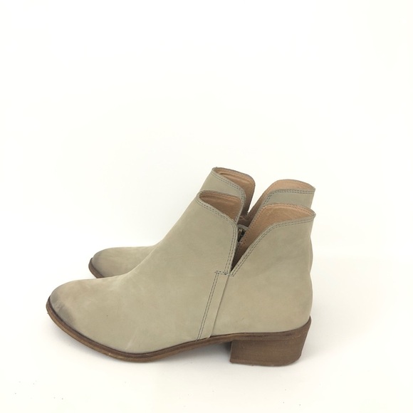 Splendid Size 7.5 Nubuck Leather Ankle Booties - Picture 3 of 7